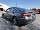 Used 2017 Toyota Camry SE image 5