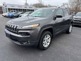 Used 2018 Jeep Cherokee Latitude Plus w/ Comfort/Convenience Group image 5