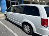 Used 2017 Dodge Grand Caravan SE image 2