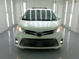 Used 2018 Toyota Sienna XLE image 3