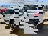 Used 2018 Jeep Cherokee Limited image 4