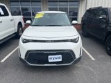 Used 2023 Kia Soul LX w/ Option Group 015 image 2
