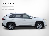 Used 2020 Toyota RAV4 XLE image 2