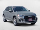 Used 2023 Audi Q5 e Premium w/ Convenience Package image 3
