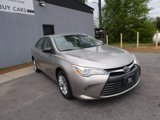 Used 2015 Toyota Camry LE image 3
