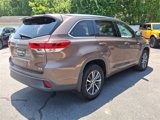 Used 2017 Toyota Highlander XLE image 4