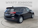 Used 2022 Chevrolet Equinox LS w/ LS Convenience Package image 5