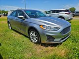 Used 2020 Ford Fusion SE image 3