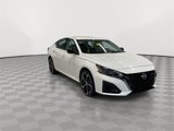 Used 2024 Nissan Altima 2.5 SR image 2