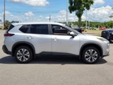 Used 2023 Nissan Rogue SV w/ SV Premium Package image 2