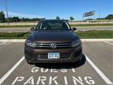 Used 2012 Volkswagen Touareg TDI image 2