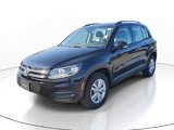 Used 2017 Volkswagen Tiguan S image 3