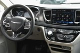 Used 2023 Chrysler Pacifica Touring-L image 2