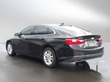 Used 2018 Chevrolet Malibu LT image 3
