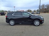 Used 2022 Chevrolet Equinox LT image 2