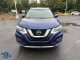 Used 2018 Nissan Rogue SV image 2