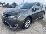 Used 2017 Chrysler Pacifica Touring-L Plus image 2