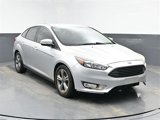 Used 2017 Ford Focus SE image 2