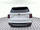 Used 2021 Kia Sorento S image 4