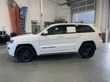 Used 2017 Jeep Grand Cherokee Altitude image 5