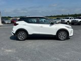 Used 2021 Nissan Kicks SV image 4
