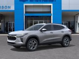 Used 2025 Chevrolet Trax LT w/ Driver Confidence Package image 2