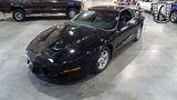Used 1995 Pontiac Firebird Coupe image 2