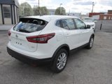 Used 2021 Nissan Rogue Sport S image 5