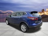 Used 2022 Nissan Rogue Sport S image 3