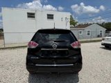 Used 2015 Nissan Rogue SV image 4