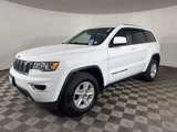 Used 2017 Jeep Grand Cherokee Laredo image 3