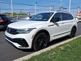 Certified 2022 Volkswagen Tiguan SE R-Line image 3