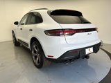 Used 2025 Porsche Macan image 3