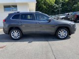 Used 2014 Jeep Cherokee Limited w/ Luxury Group image 2