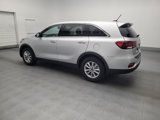 Used 2019 Kia Sorento L image 3
