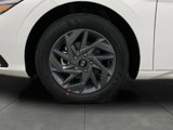 New 2025 Hyundai Elantra Hybrid image 3