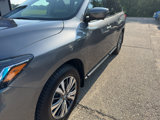 Used 2020 Nissan Pathfinder SL image 4