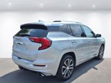 Used 2020 GMC Terrain Denali w/ Denali Premium Package image 5