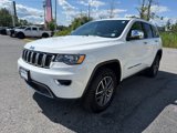 Used 2022 Jeep Grand Cherokee Limited image 3