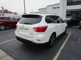 Used 2017 Nissan Pathfinder Platinum image 4