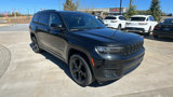 Used 2023 Jeep Grand Cherokee L Laredo image 5