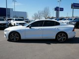 Used 2019 Volvo S60 T8 R-Design image 4