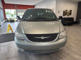 Used 2003 Chrysler Town & Country Limited image 6