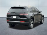 Used 2024 Jeep Grand Cherokee Limited image 4