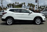 Used 2022 Nissan Rogue Sport S image 3