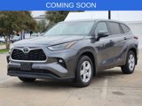 Used 2021 Toyota Highlander LE image 3