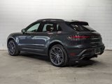 Used 2025 Porsche Macan image 3