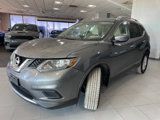 Used 2016 Nissan Rogue SV image 3