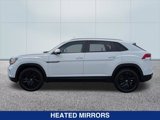Used 2022 Volkswagen Atlas Cross Sport SE w/ Panoramic Sunroof Package image 2
