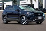 Used 2022 Volkswagen Taos SE image 2